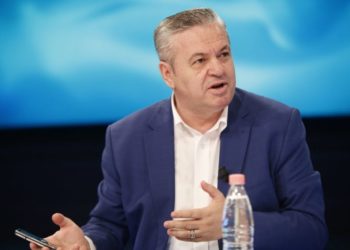 Myslim Murrizi për rastin e gjyqtares Kapedani: Të bëhet një raport për qejflinjtë e botoksit, ka 13 gjyqtare me fryrje buzësh e rregullim karabinaje