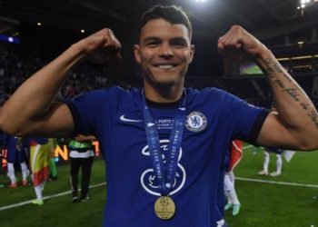 Zyrtare: Thiago Silva vazhdon me Chelsean