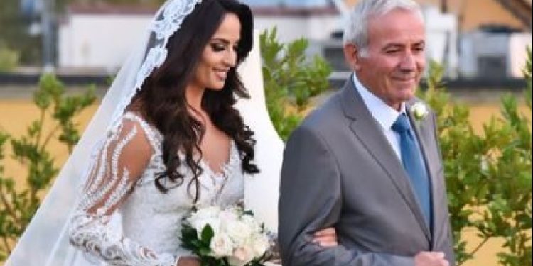 “Më copëtove shpirtin”, moderatorja e sportit humb babain dhe i bën dedikimin prekës