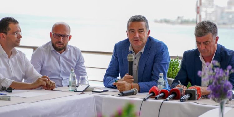 Përplasja me armë të “Orange” në Sarandë, flet Blendi Klosi: Ngjarja ishte e rëndë dhe që trondit çdo vend turistik, por reagimi forcave ishte i menjëhershëm