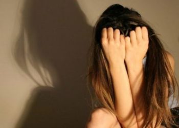 Ndalohet 61-vjeçari në Gjirokastër, dyshohet se ngacmoi seksualisht 3 vajza të mitura