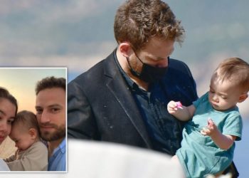 Hapet ditari sekret i Caroline, zbulohen të dhëna tronditëse: hapet ditari i Caroline Crouch: U zura me Babis sërish, i thashë që dua të ndahem