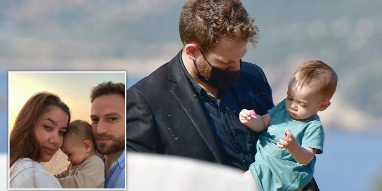 Hapet ditari sekret i Caroline, zbulohen të dhëna tronditëse: hapet ditari i Caroline Crouch: U zura me Babis sërish, i thashë që dua të ndahem