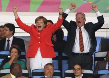 Merkel gati për Gjermani-Portugali, por jo në stadium