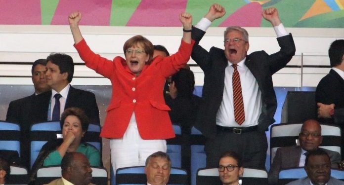 Merkel gati për Gjermani-Portugali, por jo në stadium