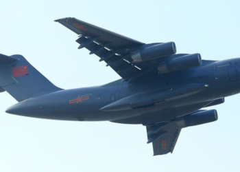 16 avionë kinezë fluturojnë në hapësirën ajrore të Malajzisë