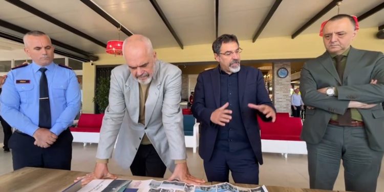 Nga Ksamili në Velipojë, të hënën nis shembja e ndërtimeve pa leje në bregdet, Rama e Çuçi të prerë: Tërhiquni ose lexoni Kodin Penal, asnjë tolerim