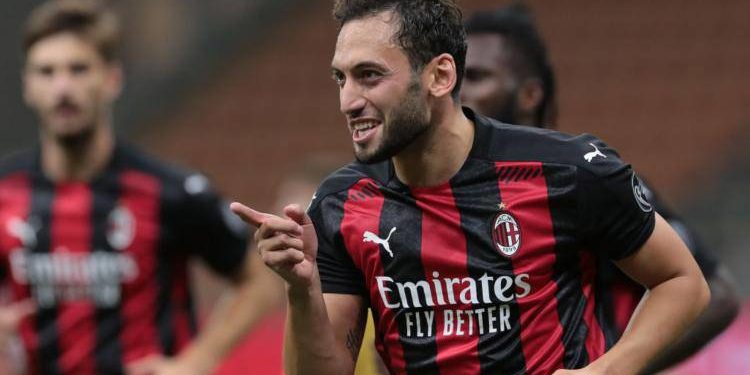 Ç’ndodh në duelin Milan-Inter për Calhanoglu