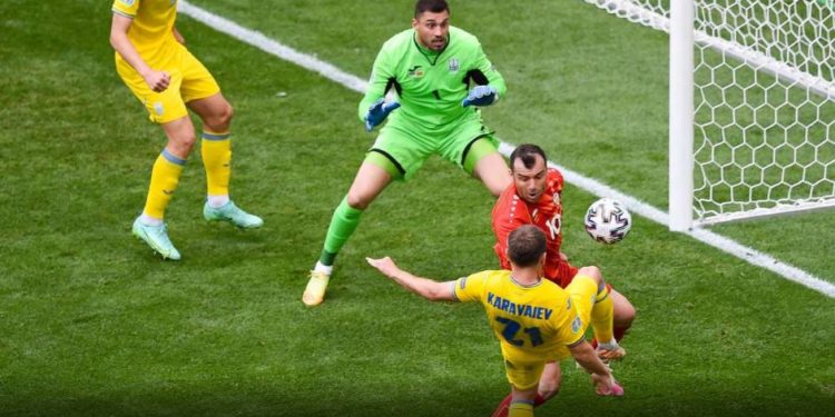 Maqedonia e Veriut “bie” edhe ndaj Ukrainës, praktikisht lamtumirë Europianit