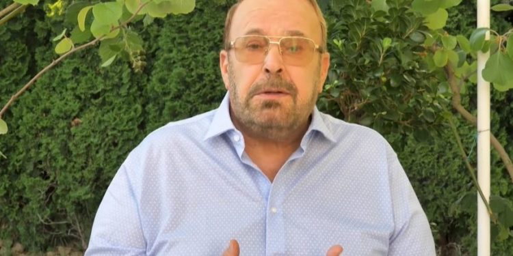 Shfaqet Fatos Nano: Jam gëzuar për fitoren e mandatit të tretë. Kam besim se me Edi Ramën dhe bekimin e Zotit do ta përmbushim këtë mision historik. Rrofshi dhe qëllofshi në shenjë