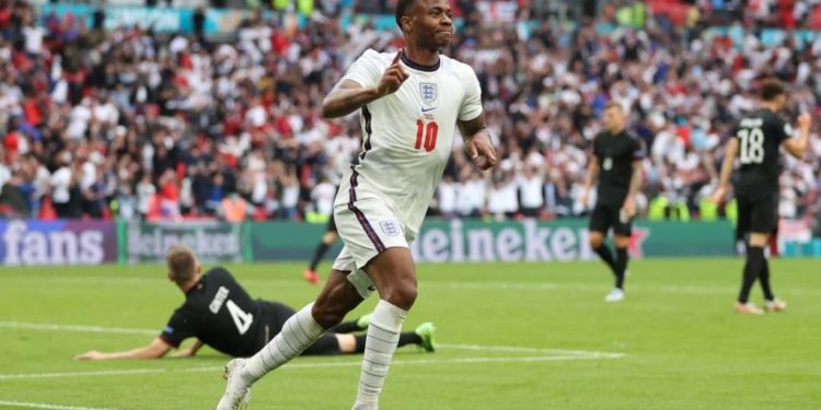 2-0: Anglia në çerekfinale, Sterling dhe Kane gjunjëzojnë Gjermaninë