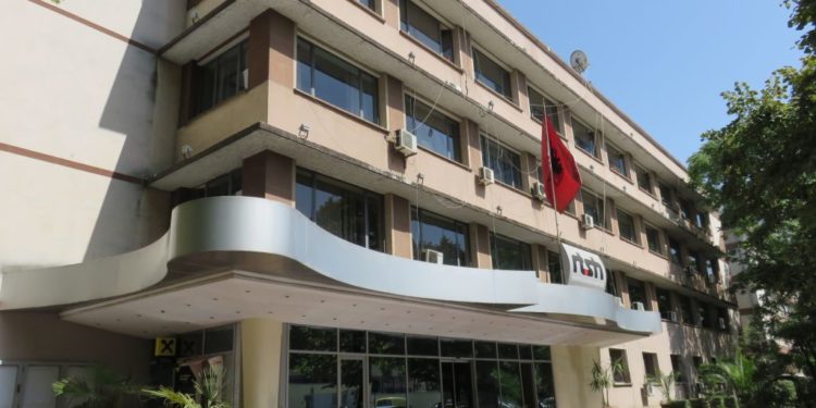 RTSH mashtron shikuesit: Edhe këtë herë, Europianin do e shikojmë në Radio Tirana