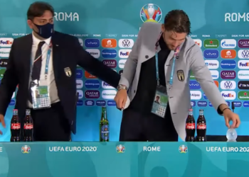 “Epidemia” në Kampionatin Europian/ Locatelli kopjon CR7, heq shishet e Coca Cola-s nga tryeza e konferencës