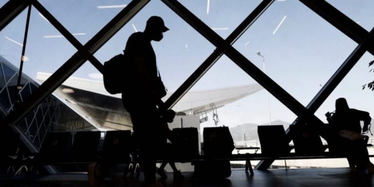 Greqia “jep dritën jeshile” për turistët, hap dyert edhe për shqiptarët që kanë bërë këto dy lloje vaksinash