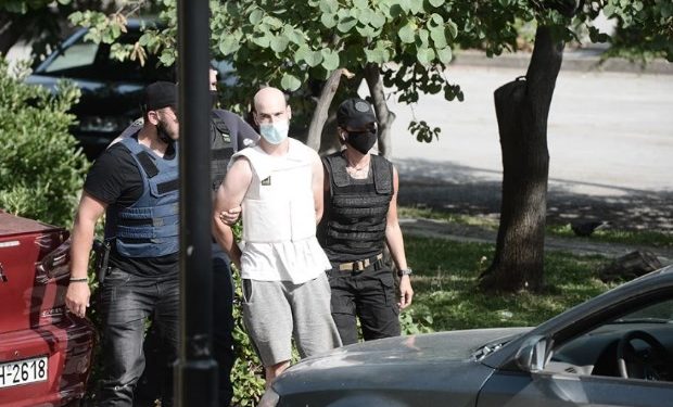 Ky është bullgari që përdhunoi gruan shqiptare në Athinë, policia e kapi teksa po pinte uzo (FOTO)