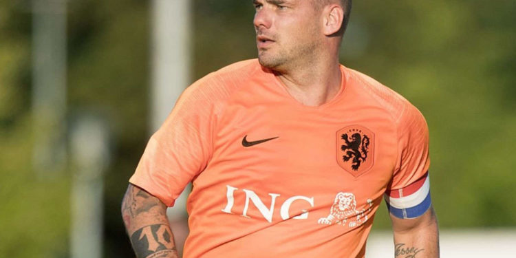 Në fillim ishte për Francën, Sneijder ndryshon mendim: Ja kush e fiton Europianin