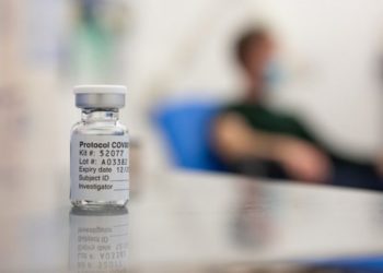 Greqia nis vaksinimin e të rinjve të grupmoshës 18-24 vjeç