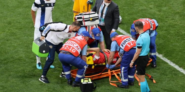 Europiani nuk gjen qetësi, dëmtohet rëndë futbollisti i Rusisë (VIDEO)