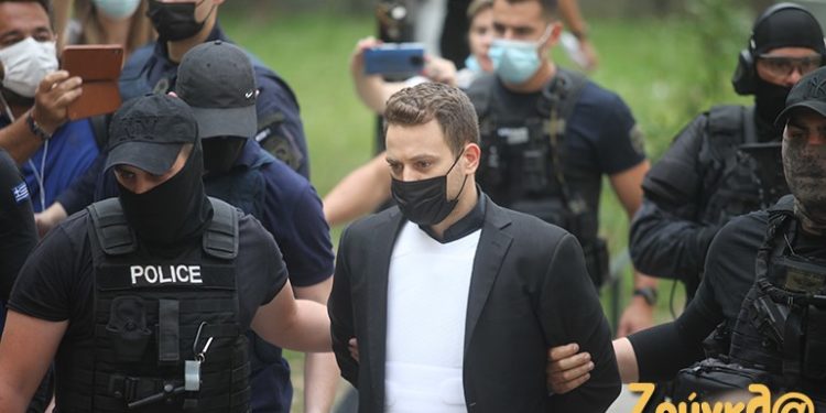 “Më falni, unë e bëra”, si u zbërthye piloti grek dhe pranoi autorësinë, ja metodat e hetuesve