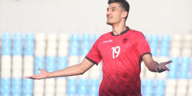 Armando Broja, kandidat për “Golden Boy” të vitit 2021