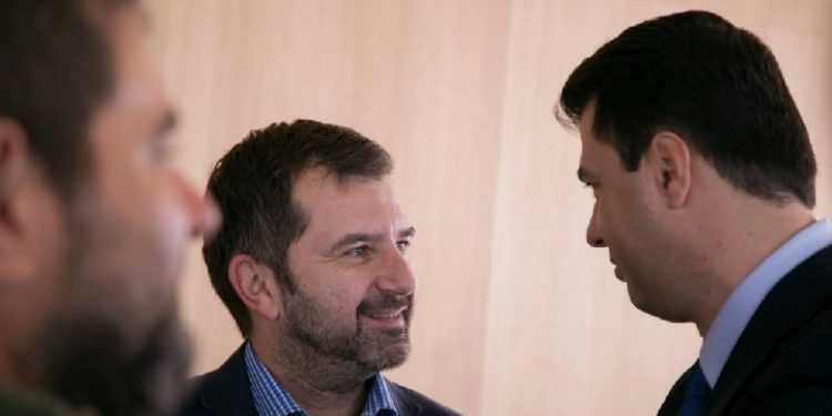 Andi Bushati: PD është duke vdekur, ndërsa Basha rrit votat në parti. Kjo është çmenduri, diçka nuk shkon