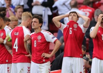 Tronditi botën e futbollit, reagon Eriksen: Dua të kuptoj se çfarë ndodhi, do të rikthehem në stërvitje