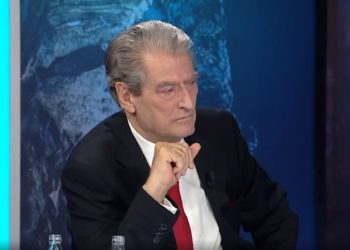 Tetë vjet pas dorëheqjes Berisha bën deklaratën e fortë: Nuk përjashtoj rikthimin në krye të PD-së (VIDEO)