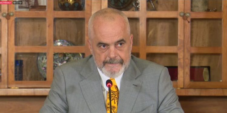 Aksidentet në vend/ Rama apel shoferëve: Mund të lini fëmijët jetimë. S’po rrimë duarkryq, po bëhet pastrimi i gjykatave