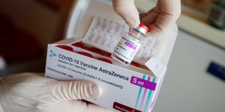 Greqia pritet t’ua ndalojë vaksinën e prodhuar nga AstraZeneca personave nën 60 vjeç