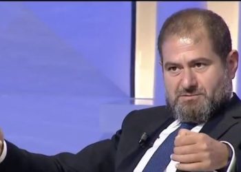 Armand Shkullaku: Kjo opozitë as të… ashtu, as të lëshon