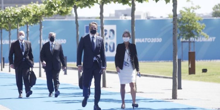 Mediat greke: Rama e Mitsotakis takohen në Bruksel, folën përcaktimin e zonave detare