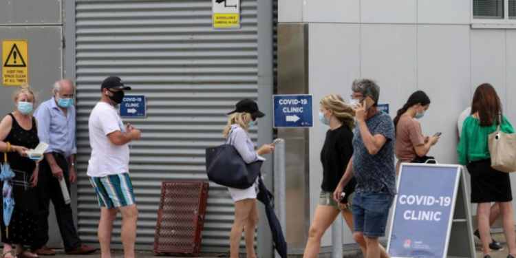 Paralajmërohet një valë e re e COVID-19, rikthehen kufizimet në 4 qytete kryesore të Australisë