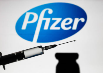 Studimi izraelit: Vaksina Pfizer ka lidhje me një sëmundje të rrallë të gjakut