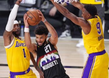 E papritur, Lakers eliminohen në çerekfinale