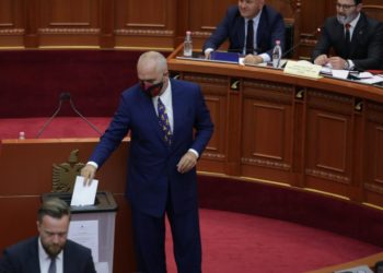 Me 104 vota pro, Parlamenti voton shkarkimin e Ilir Metës