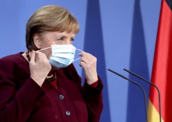 Merkel: Me variantin Delta, fundi i pandemisë nuk është afër