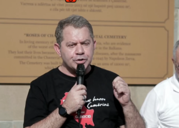 “Çamëria krenaria jonë”/ PDIU bën homazhe te memoriali në Konispol, Idrizi: Rikthimi i Çështjes Çame në Parlamentin e Shqipërisë, për të mundur harresën