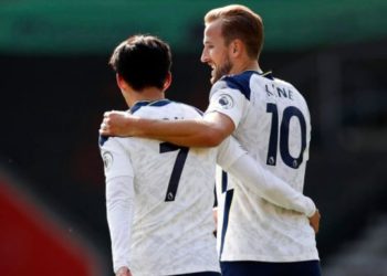 Juventusi nis ofensivën për yllin e Tottenham