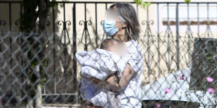 Familja e pilotit grek: Kujdestaria të jetë e përbashkët, do të jetë në të mirë të mbesës!