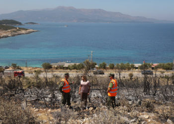 Pas zjarrit të madh, zv.ministrja shkon në Ksamil: Para përgjegjësisë penale të gjithë ata që dëmtojnë natyrën