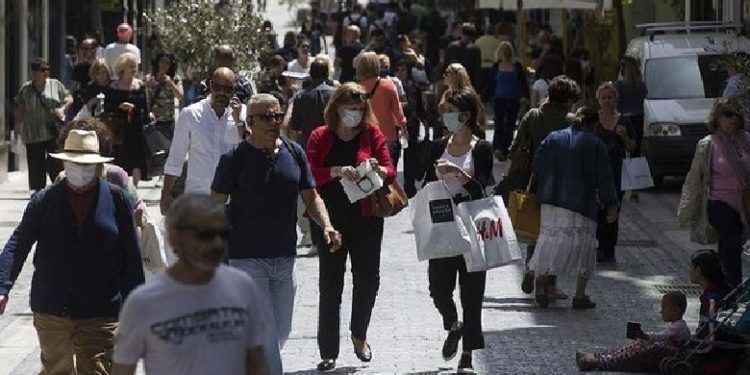 Rritje e infektimeve në Greqi, 2107 raste të reja në 24 orët e fundit