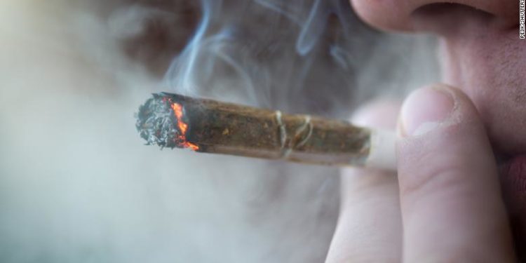 Skizofrenia e lidhur me çrregullimin e përdorimit të marihuanës sipas një studimi të fundit