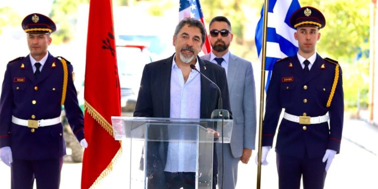 Çuçi në Kakavijë me ambasadoren e SHBA-së dhe Greqisë: Shqipëria me kufij të sigurt dhe shërbime cilësore në pikat kufitare