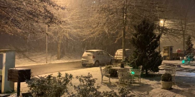 Çmendet klima/ I nxehti pushton Europën, Brazili nën dëborë