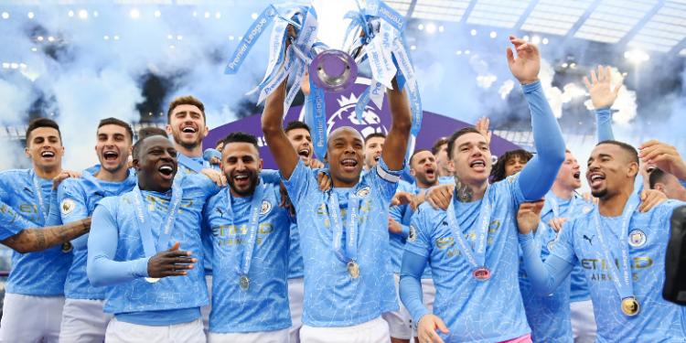 Premier League, vaksinimi i futbollistëve me detyrim