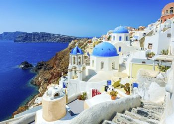 Gazetari jep paralajmërimin nga Athina: Mos u nisni për pushime në Greqi nëse s’keni bërë vaksinën