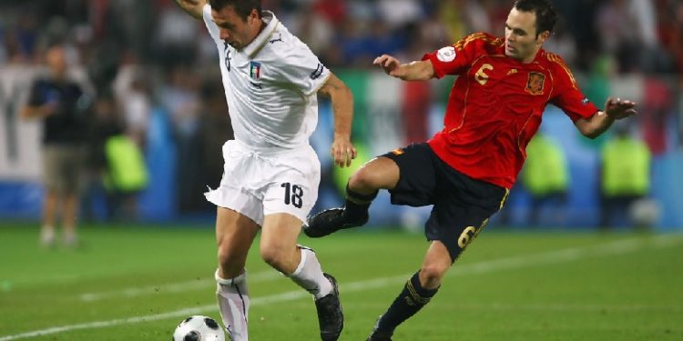 Itali-Spanjë, superdueli që përsëritet për herë të 4 në 4 Europianët e fundit