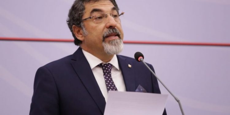 Rreth 1 ton kokainë e kapur në Portin e Durrësit gjatë 4 muajve, reagon Çuçi: Asgjë nuk është e rastësishme. Dëshmi e luftës pa kompromis kundër krimit dhe e aftësisë së Policisë së Shtetit