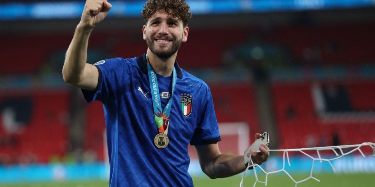 Locatelli bëhet çështje, Sassuolo vendos afatin e fundit për Juventusin