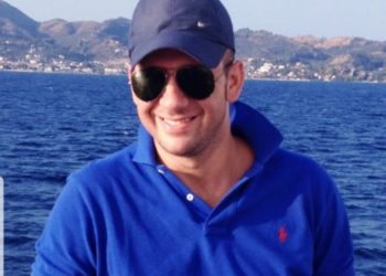 Avokati nga Saranda rrëfen sulmin me shkopa bejsbolli: Xhaxhai im është në konflikt gjyqësor me ca nga Mamurrasi, që quhen Fufi, dhe një Aleks Rexha nga Gjirokastra (VIDEO)